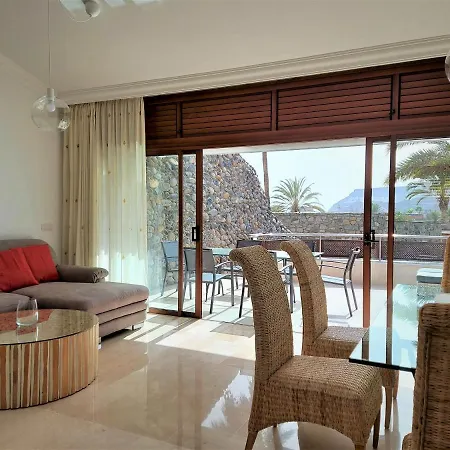 Vakantiehuis Casa Tauro Golf - Luxury With Sea View Las Palmas